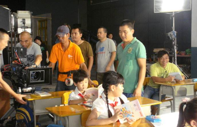深圳宣传片拍摄导演摄制人员磨合现场
